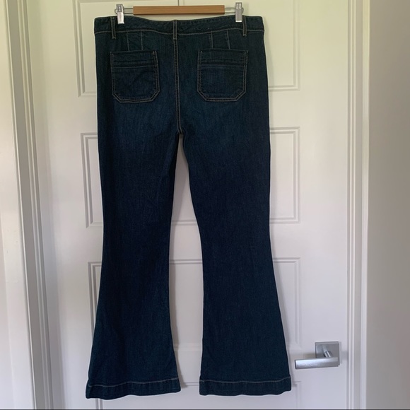 Tommy Hilfiger - Spirit Flare Dark Wash Jeans -Size 14R - Picture 4 of 14